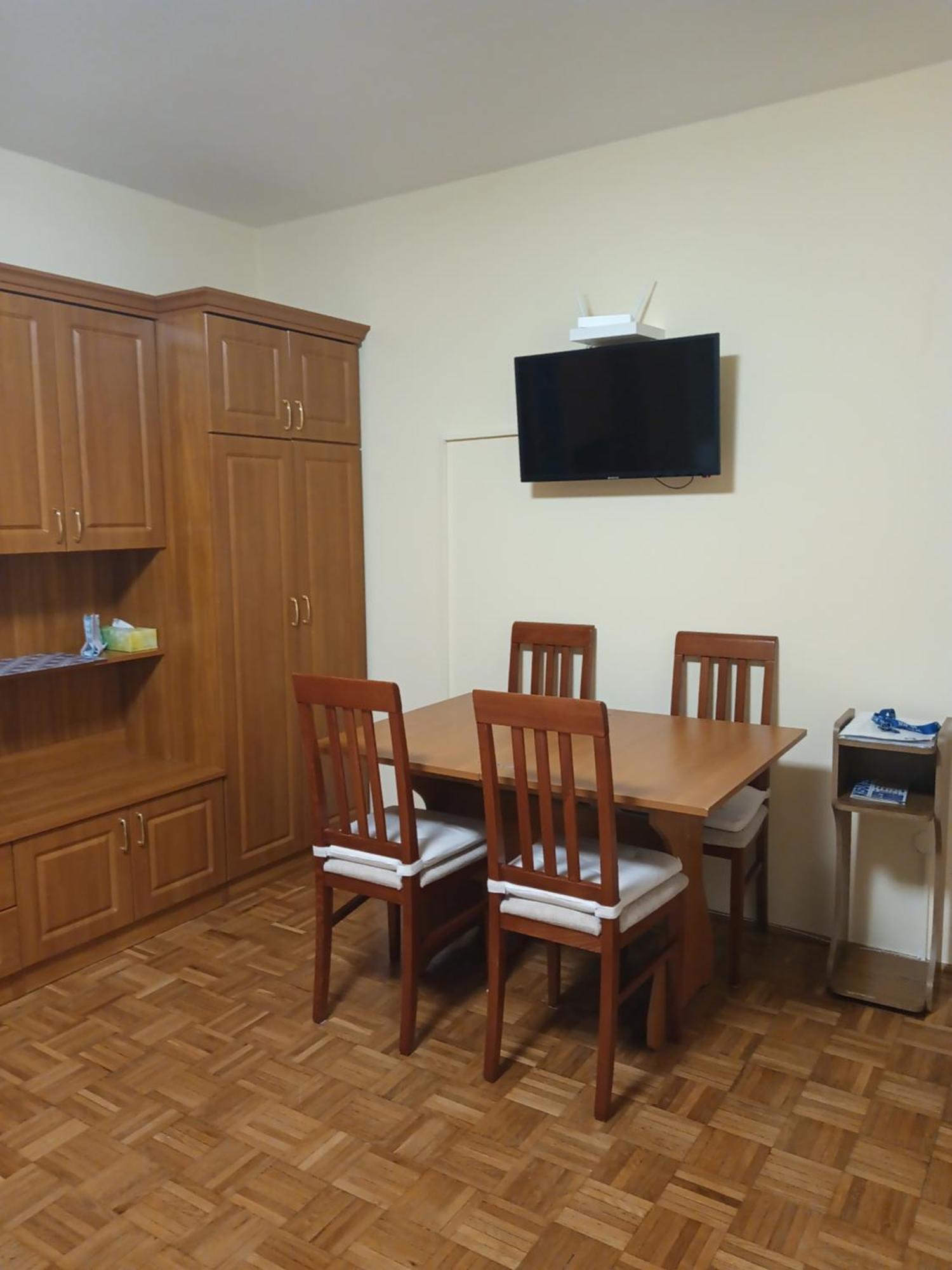 Gvadanyi Rezidencia Appartement Boedapest Buitenkant foto